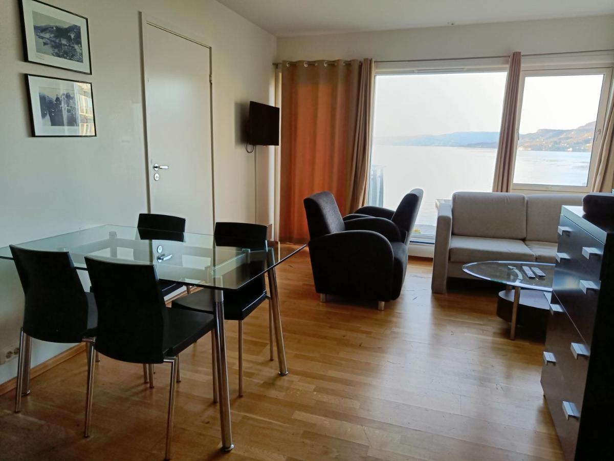 Smaken Av Ryfylke Event As Overnatting, Bygningen Drives Ikke Som Hotell Hjelmeland Екстер'єр фото