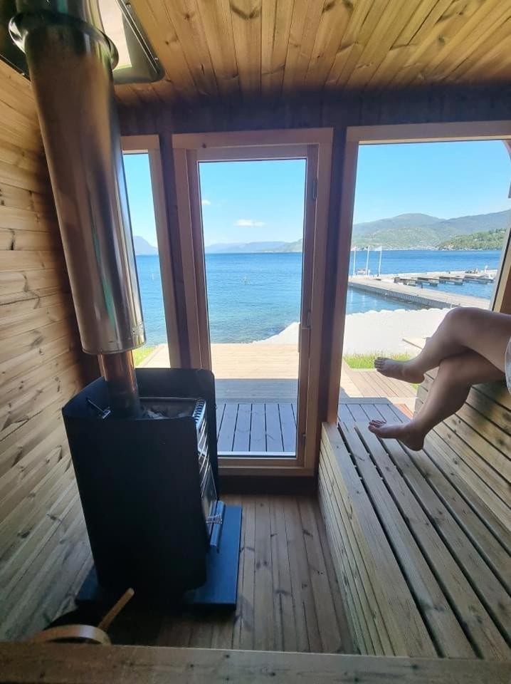 Smaken Av Ryfylke Event As Overnatting, Bygningen Drives Ikke Som Hotell Hjelmeland Екстер'єр фото